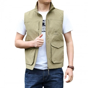 Men's khaki multi-pocket outdoor vest with stand collar for fishing and photography