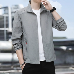 Men's ice silk sun protection jacket with stand collar and outdoor adventure print