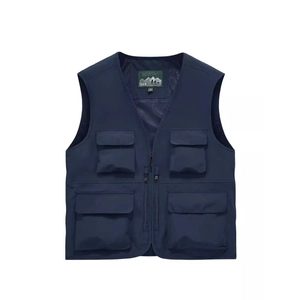 Gilet uomo blu navy multitasche per pesca e fotografia con fodera in rete traspirante