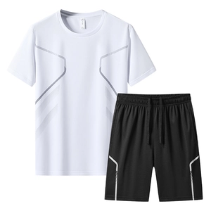 Ensemble de sport séchage rapide pour homme avec t-shirt blanc et short à cordon