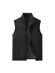 Herren Outdoor Weste mit mehreren Reißverschlusstaschen und Netzfutter in Schwarz