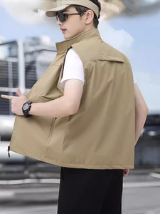 Gilet de pêche extérieur pour hommes avec multi-poches en couleur beige neutre