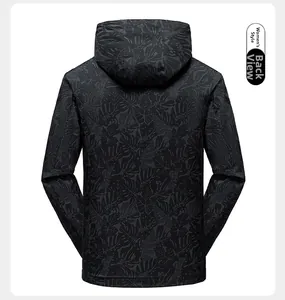 Vue arrière veste extérieure femme avec imprimé feuilles tropicales et tissu coupe-vent