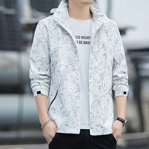 Veste légère pour homme imprimé palmier gris avec capuche et tissu coupe-vent