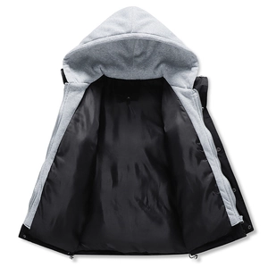 Winter-Steppjacke für Herren mit grauer Kapuze und winddichtem Kordelzug am Saum