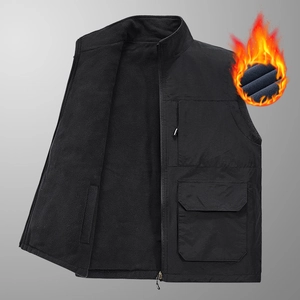 Gilet polaire noir pour hommes avec plusieurs poches et doublure thermique chaude