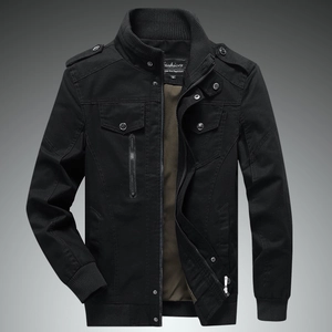 Klassische schwarze N1 Deck-Jacke im Militär-Stil mit Stehkragen und warmem Innenfutter