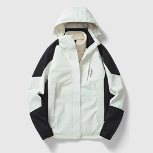 Outdoor 3-in-1 waterproof jacket with adjustable hood and warm fleece lining