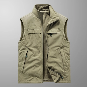 Men's reversible outdoor fleece vest with standing collar and functional zipper pockets