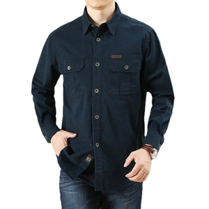 Men's dark blue pure cotton cargo shirt with outdoor leather patch and long sleeves
