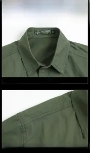 Dettaglio del colletto e delle cuciture sulle spalle di una camicia militare da uomo verde oliva