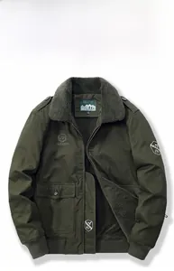 Veste matelassée pour hommes vert armée avec col polaire et écusson brodé