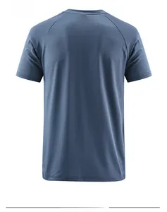 Detailed back view of a men's quick-dry sports t-shirt with breathable honeycomb mesh fabric