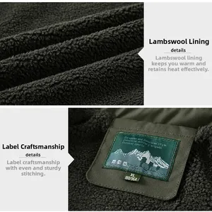Detail von warmem grünem Fleecefutter und Kragenetikett im Industriestil der Winterjacke