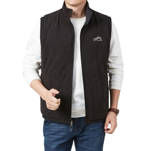 Men's reversible polar fleece vest in black with outdoor mountain embroidery detail