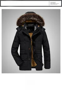 Details von Herren Winterjacke mit braunem Kunstfellbesatz und warmem Fleece-Futter