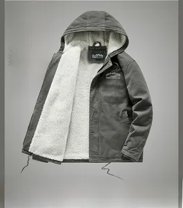 Vue détaillée de la doublure chaude en polaire d'agneau blanche sur veste à capuche