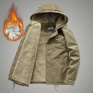 Veste à capuche d'hiver pour hommes en kaki avec doublure chaude en laine d'agneau