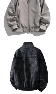 Détails de vestes en cuir PU vintage montrant les poignets côtelés et les textures