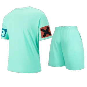 Ensemble de sport turquoise pour homme avec t-shirt en maille et short assorti