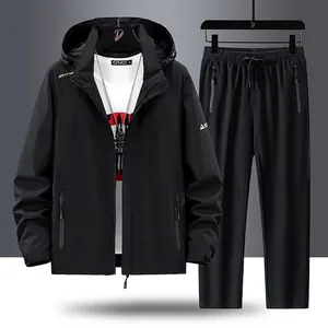 Tuta Sportiva da Uomo Outdoor con Cappuccio Giacca a Vento e Pantaloni Casual Multitasche Tinta Unita Poliestere Top And Bottom