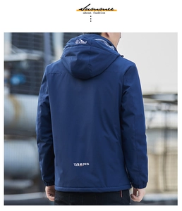 Detail view of the warm fleece lining and high-quality waterproof navy windbreaker fabric