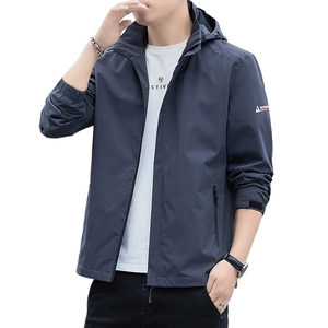 Giacca a vento da uomo impermeabile con cappuccio blu navy, design sportivo slim fit