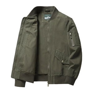 Giacca bomber uomo verde oliva classica con tasche militari e finiture a costine
