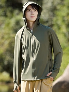 Men's olive green hooded sun protection jacket with thumb holes for outdoor sports