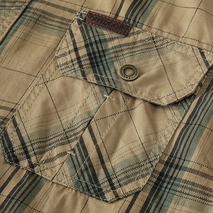 Plaid cotton long sleeve shirt with outdoor style pocket detail and leather badge