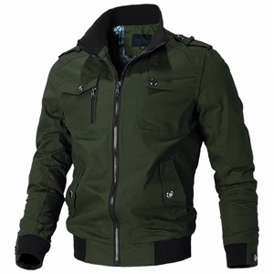 Veste de style militaire vert armée en coton avec col montant et épaulettes d'épaule