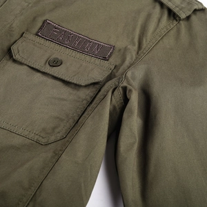 Army green men's casual shirt jacket with twill texture and fashion pocket patch