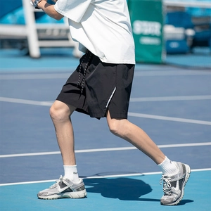 Men's black quick-dry cargo shorts with reflective side stripes for summer sports wear