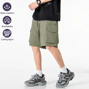 Short cargo homme vert armée avec poches multiples et cordon de serrage tendance