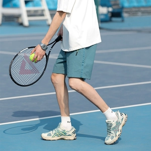 Men's ice-skin fabric sports shorts in light blue, casual athletic outdoor street style