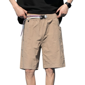 Pantaloncini cargo kaki da uomo in tessuto traspirante con cintura intrecciata colorata