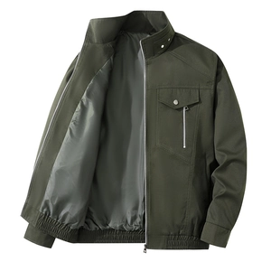 Men's standing collar military jacket in dark green with metal zipper and tactical pockets
