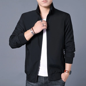 Giacca casual nera da uomo con colletto dritto e polsini a costine in stile slim fit