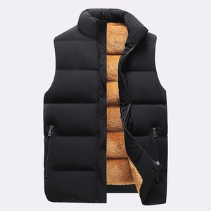 Men's winter padded vest with stand collar, black quilted fabric and caramel fleece lining