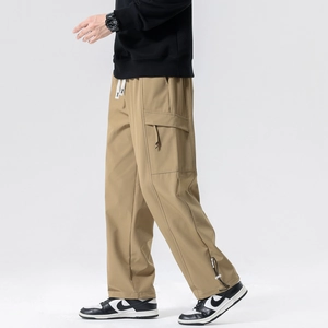 Herren Cargo-Hose in Khaki mit elastischem Bund und seitlichen Klappentaschen