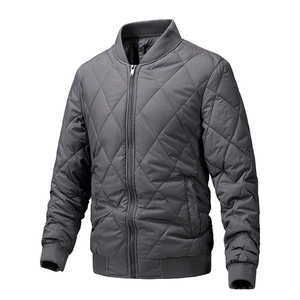 Veste matelassée gris foncé pour hommes avec motifs losanges et col et poignets côtelés