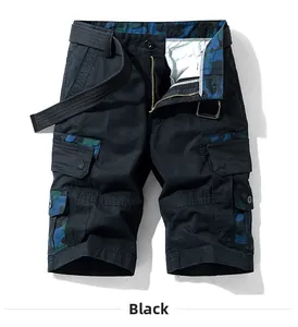 Détails du short cargo noir avec poches en patchwork camouflage et tissu en coton résistant
