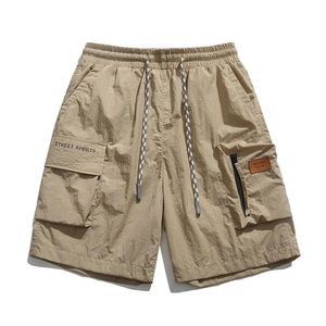 Men's khaki cargo shorts with elastic waist and street sports pockets in summer style