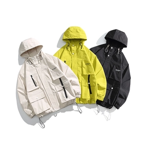 Men Outdoor Cargo Jacket Windproof Hooded Tactical Coat Lightweight Quick Dry Multi Pocket Fashion Outerwear For Casual Daily Wear