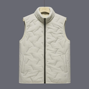 Gilet homme en polaire beige épaisse avec col montant et doublure chaude matelassée