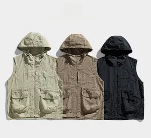 Détails des gilets à capuche outdoor en olive, kaki et noir avec poches cargo