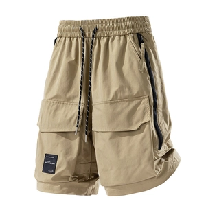 Pantaloncini cargo kaki da uomo con coulisse elastica in vita e stile streetwear multitasche