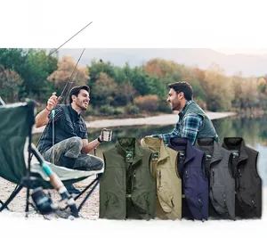 Gilet cargo extérieur multi-poches en cinq couleurs lors d'une scène de pêche