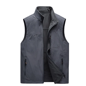 Gilet de plein air pour hommes avec doublure polaire, col montant et poches zippées