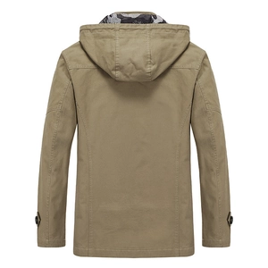 Vue arrière d'une veste décontractée kaki pour homme avec capuche et doublure camouflage
